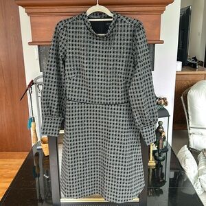 Ann Taylor dress, as 12, black and white, ponte-knit, classic, stretch